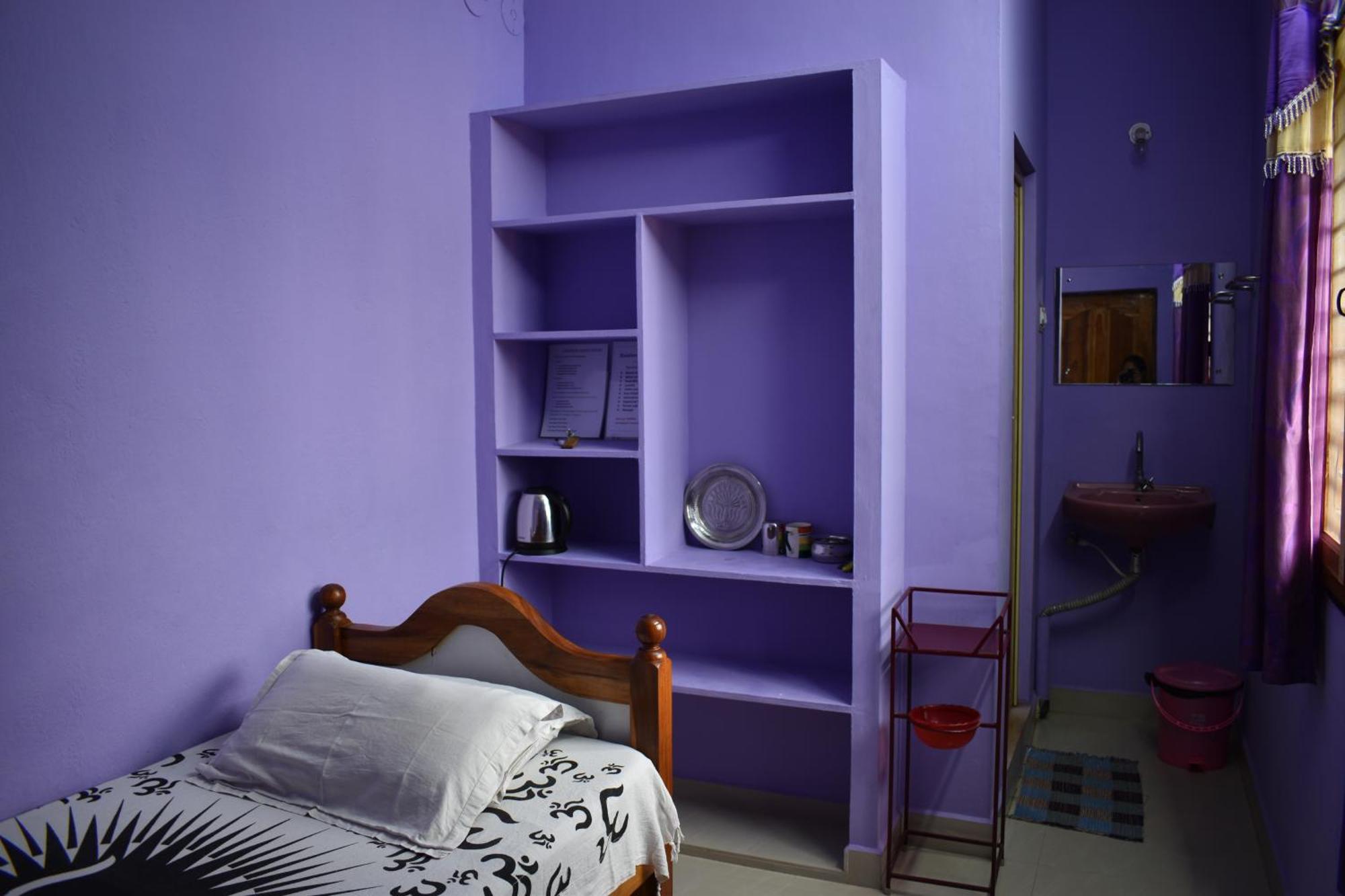 Rainbow Guest House Tiruvannamalai Bagian luar foto