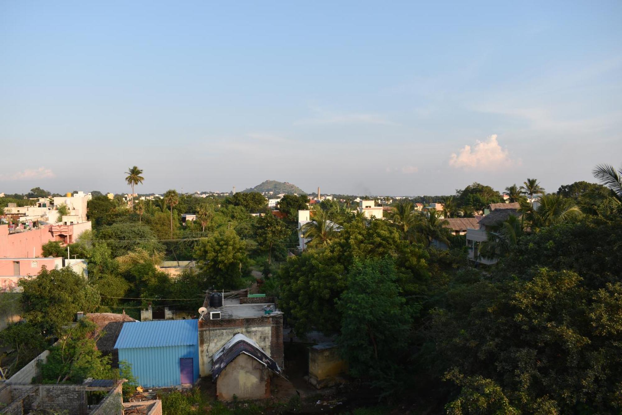 Rainbow Guest House Tiruvannamalai Bagian luar foto