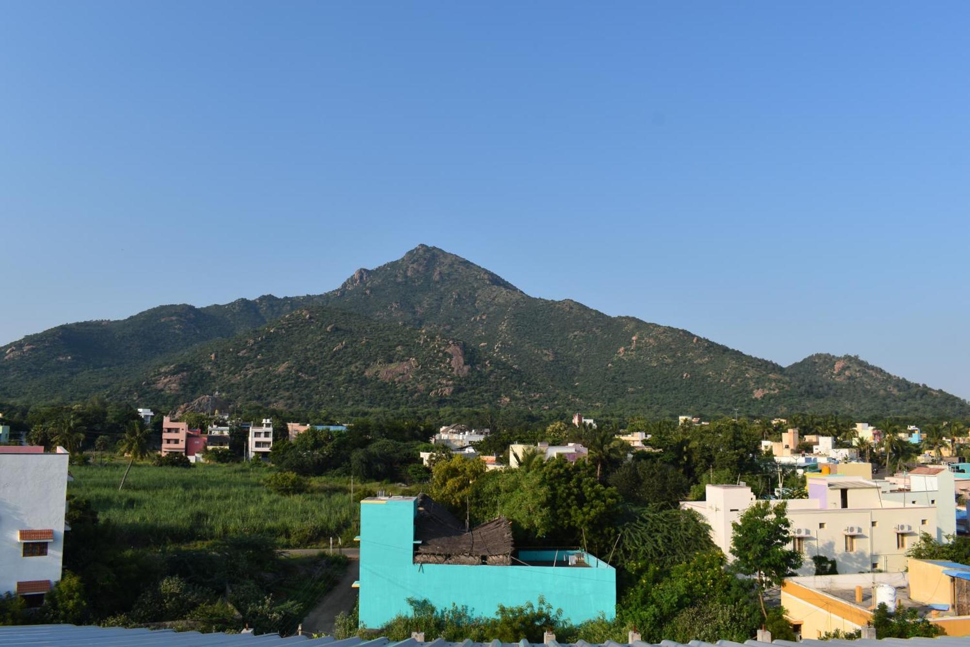 Rainbow Guest House Tiruvannamalai Bagian luar foto