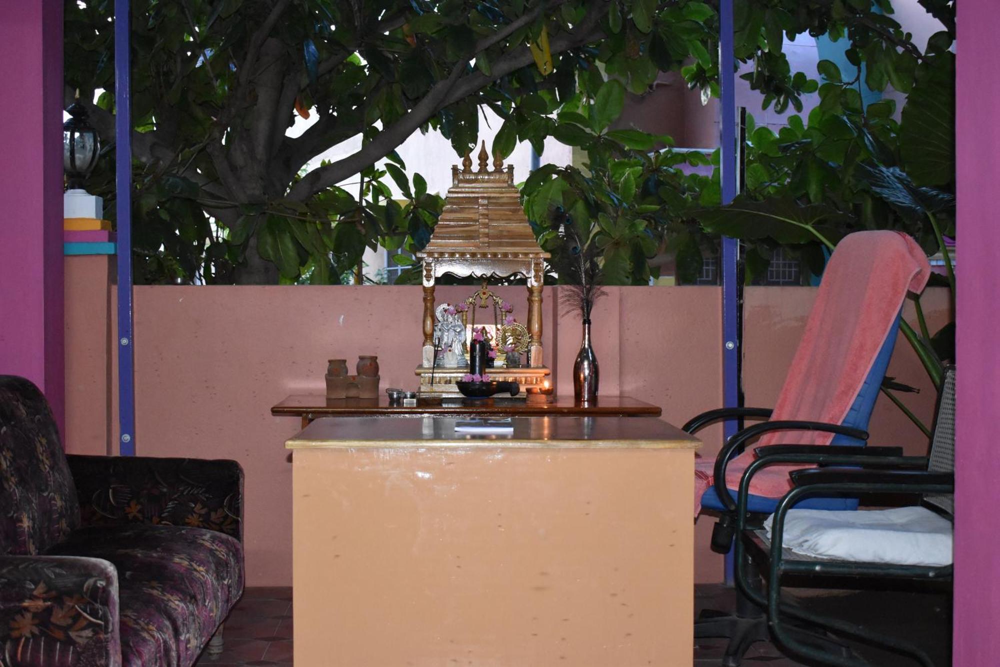 Rainbow Guest House Tiruvannamalai Bagian luar foto